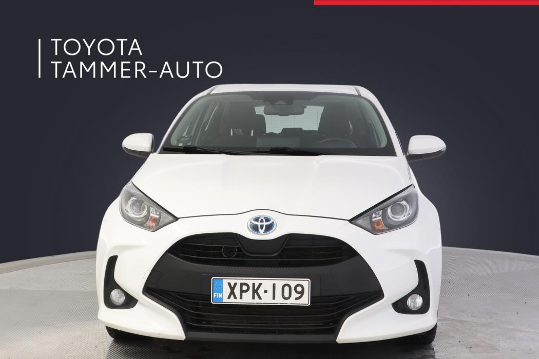 TOYOTA Yaris 2021