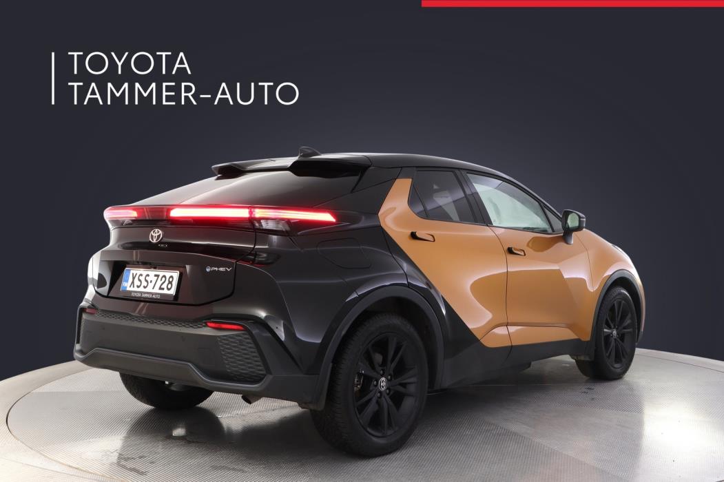 TOYOTA C-HR 2024