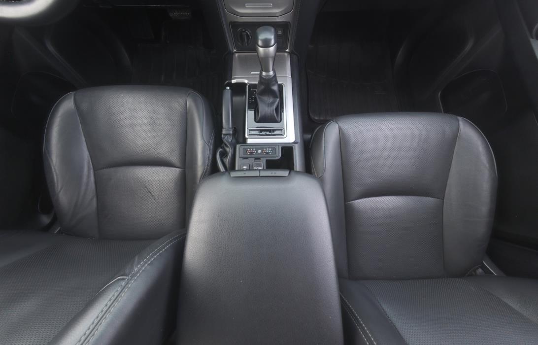 TOYOTA Land Cruiser 2019