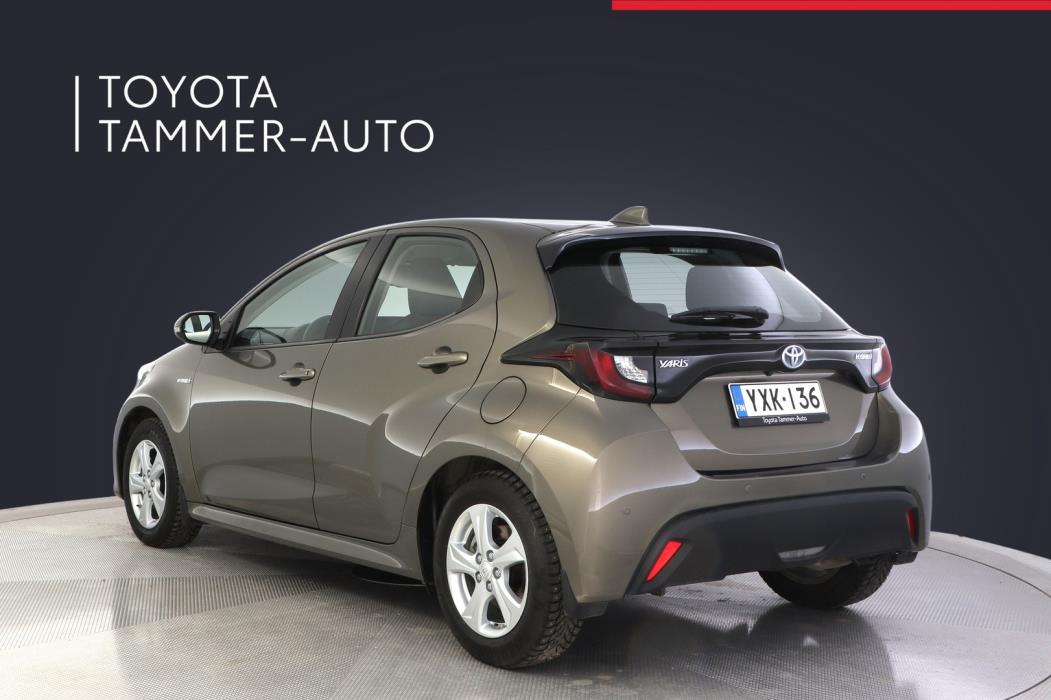 TOYOTA Yaris 2021