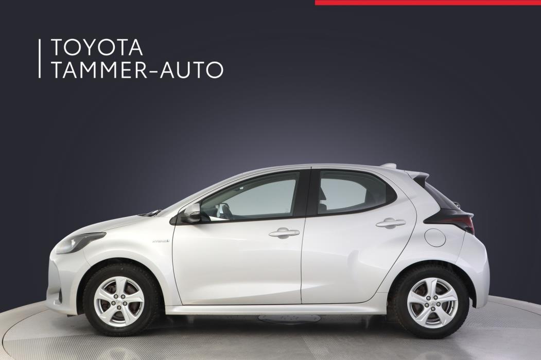 TOYOTA Yaris 2021