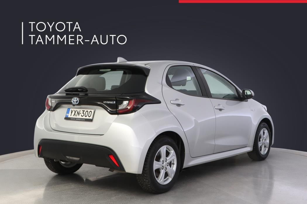 TOYOTA Yaris 2021