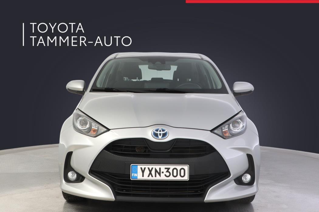 TOYOTA Yaris 2021