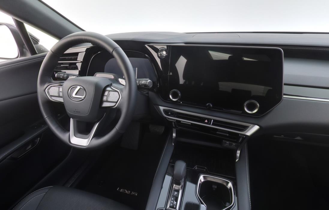 LEXUS RX 2025