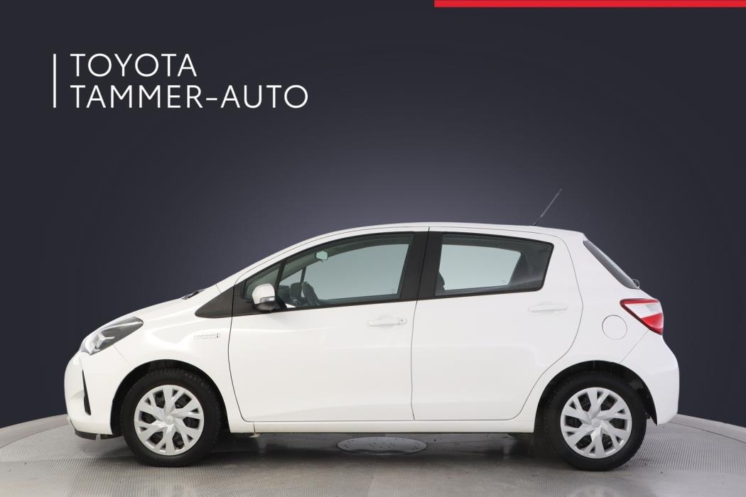 TOYOTA Yaris 2018