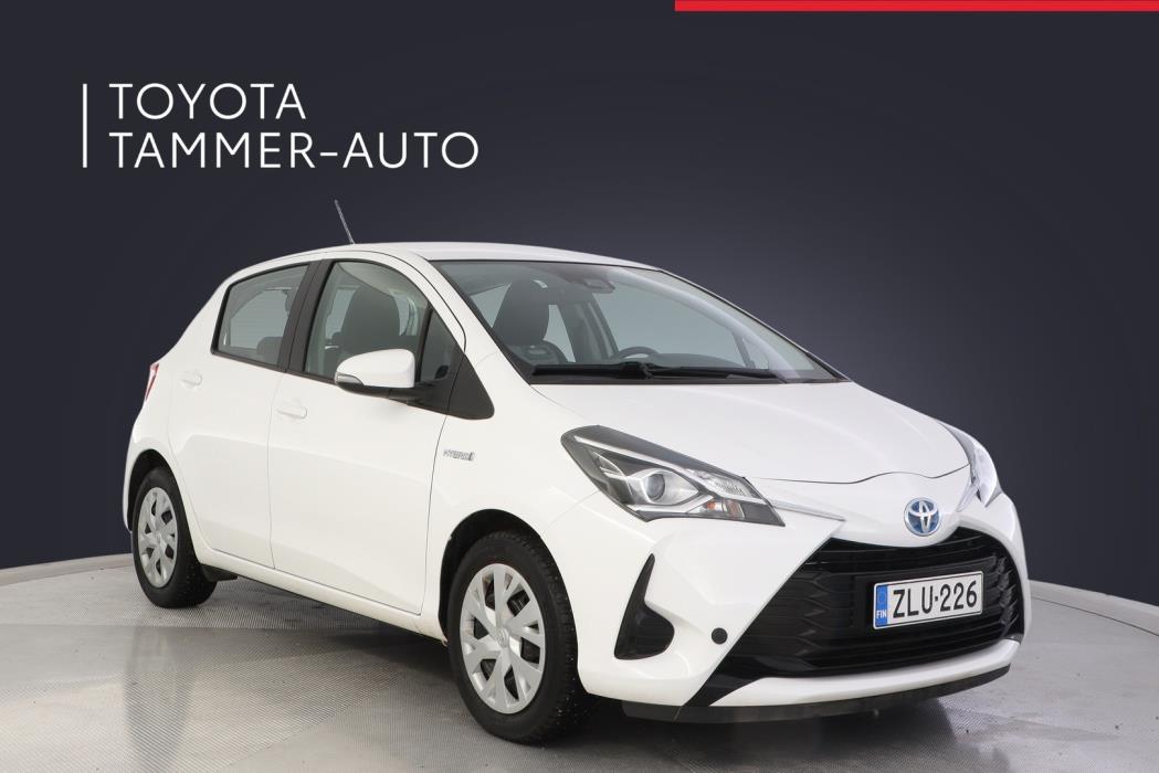 TOYOTA Yaris 2018