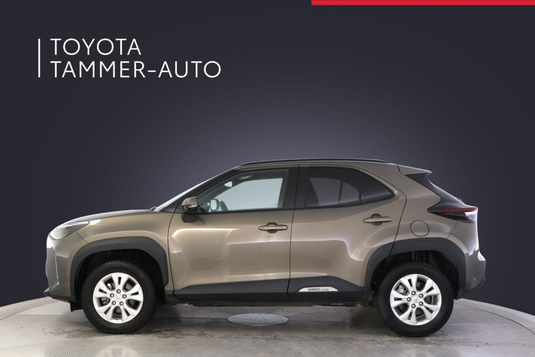 TOYOTA Yaris Cross 2025