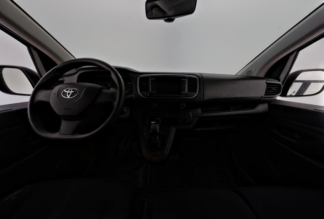 TOYOTA Proace 2023