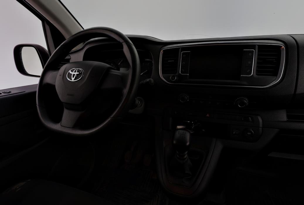 TOYOTA Proace 2023
