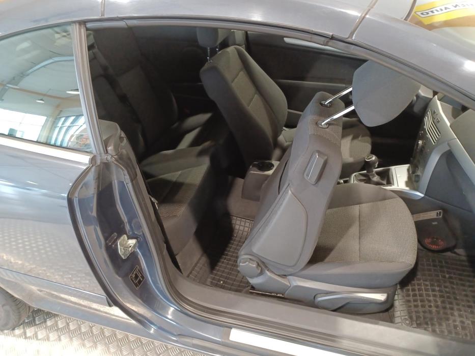OPEL Astra 2009