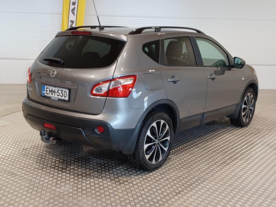 NISSAN Qashqai 2014