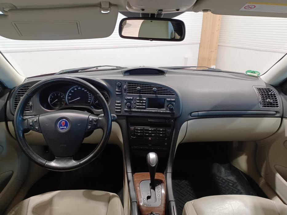 SAAB 9-3 2004