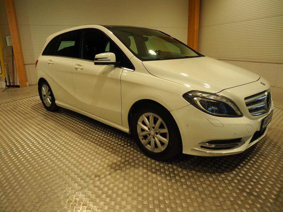 MERCEDES-BENZ B 2013