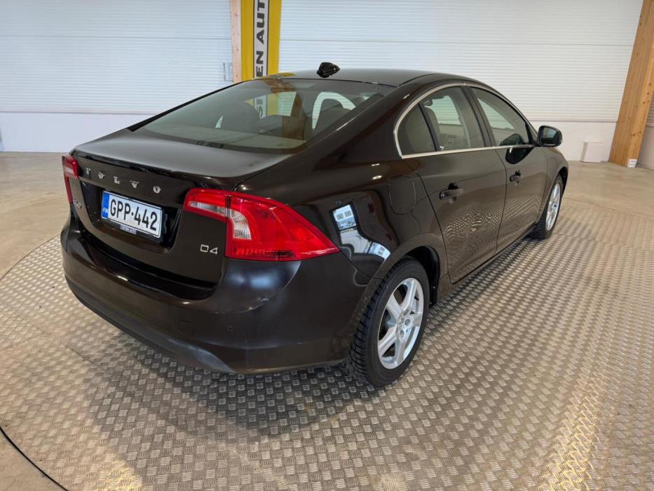 VOLVO S60 2013