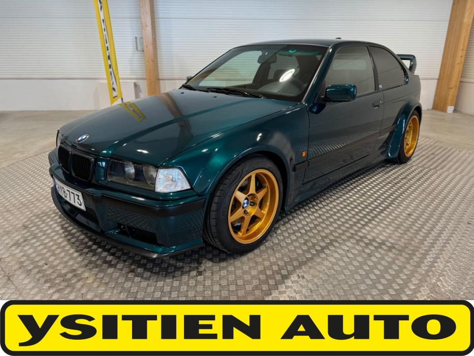 BMW 323 2000
