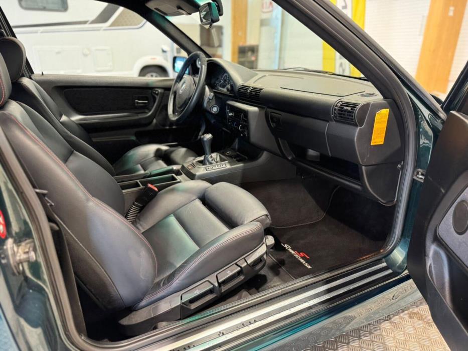BMW 323 2000