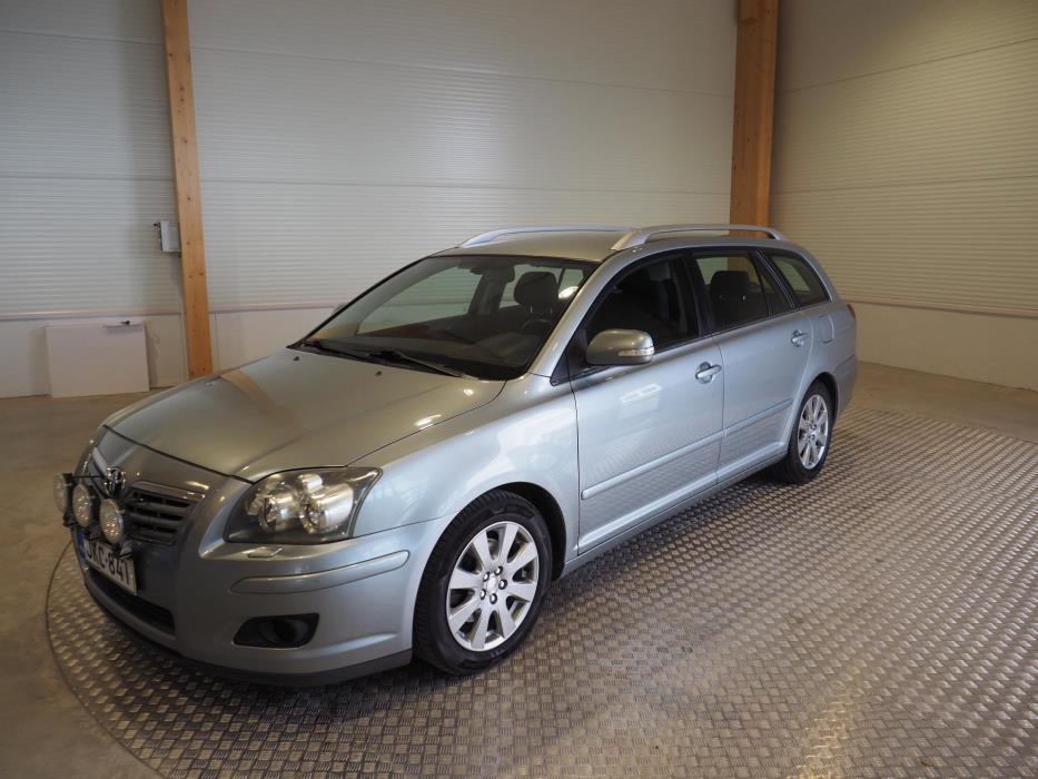 TOYOTA Avensis 2008