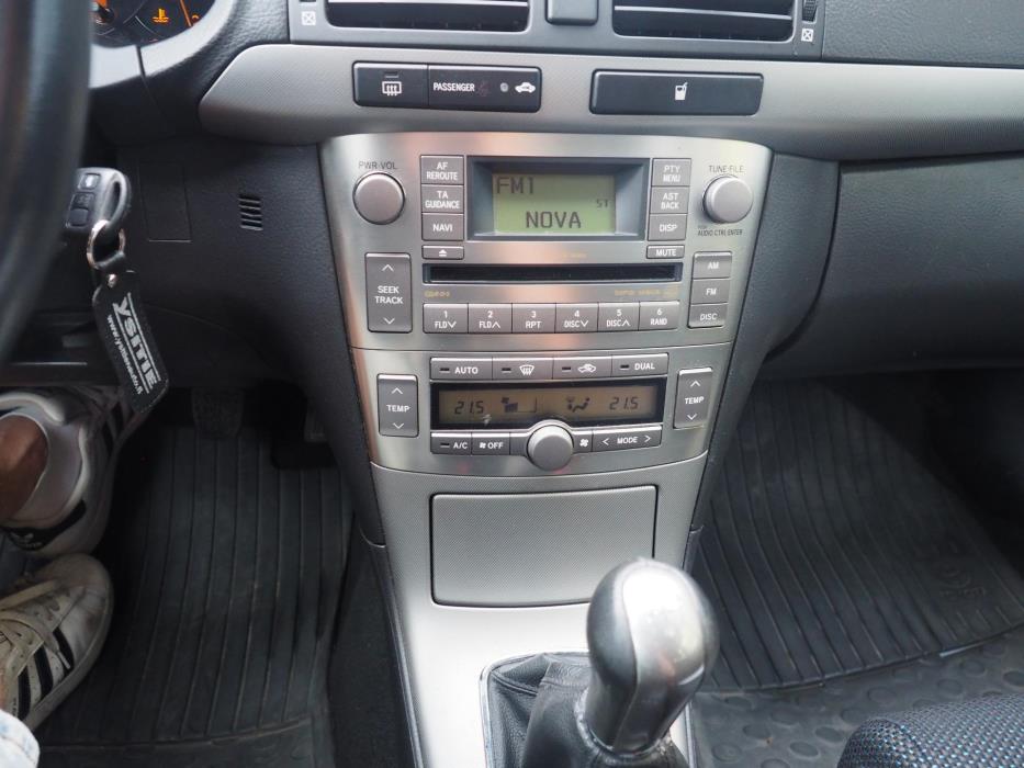 TOYOTA Avensis 2008