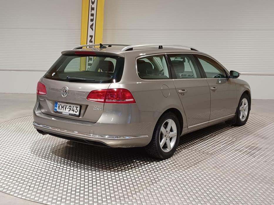 VOLKSWAGEN Passat 2014