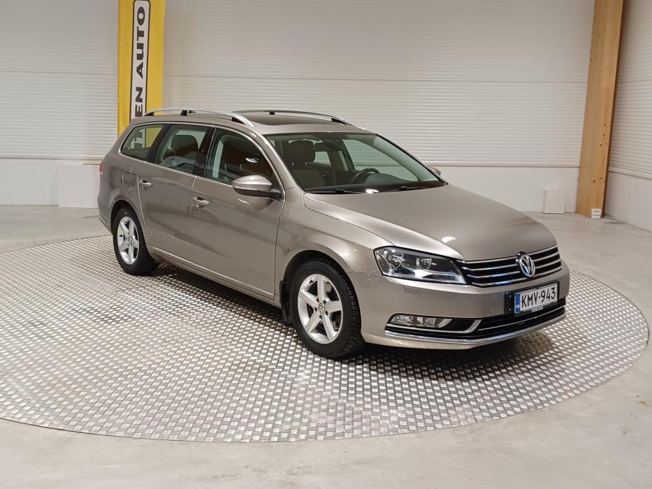 VOLKSWAGEN Passat 2014