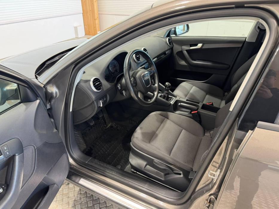 AUDI A3 2013