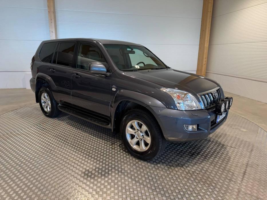 TOYOTA Land Cruiser 2005