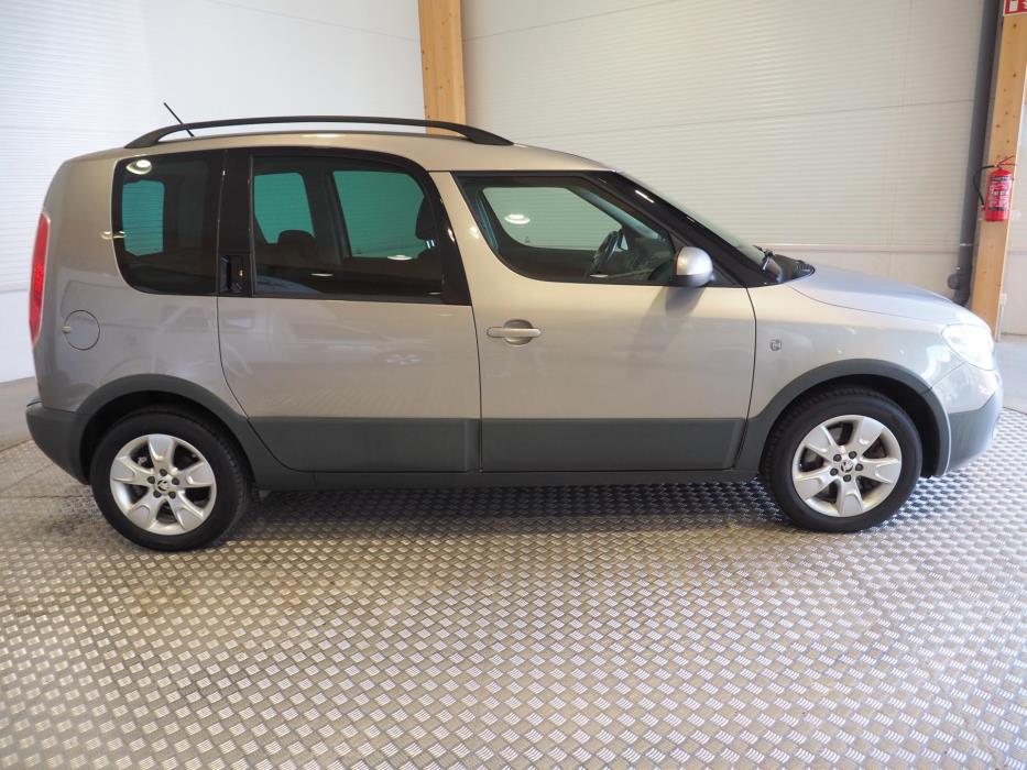 SKODA Roomster 2014
