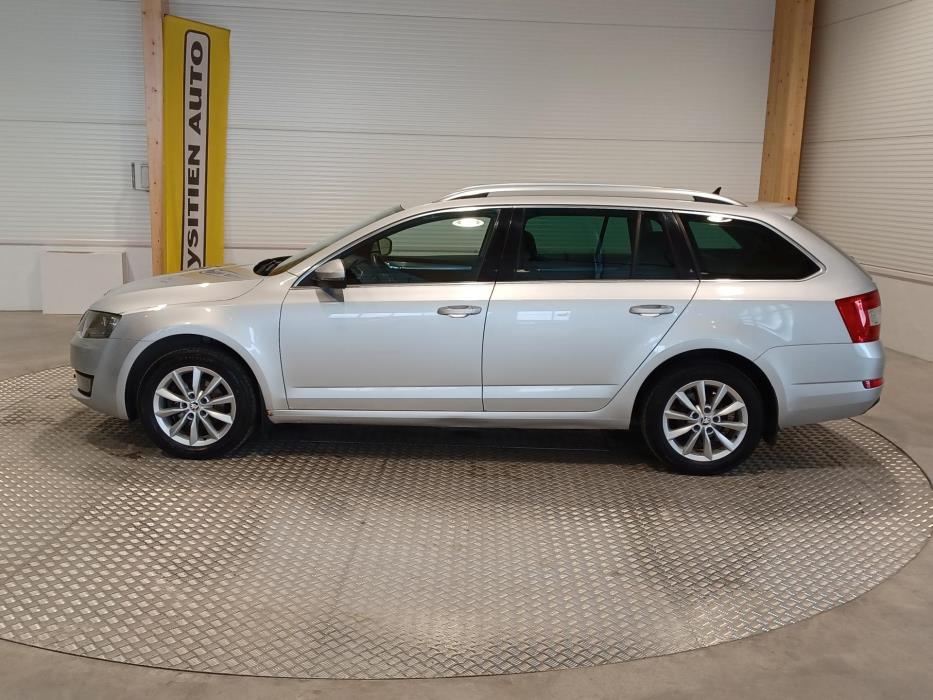 SKODA Octavia 2015