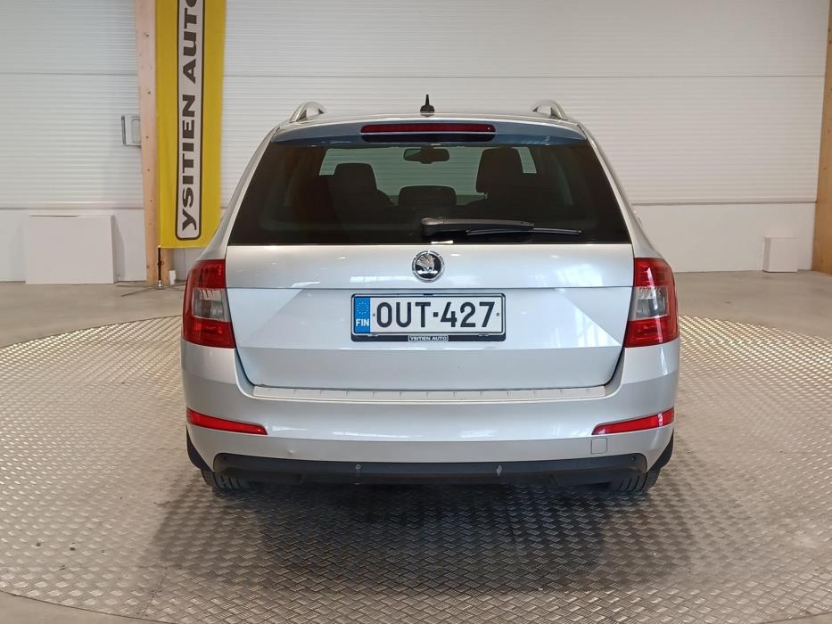 SKODA Octavia 2015