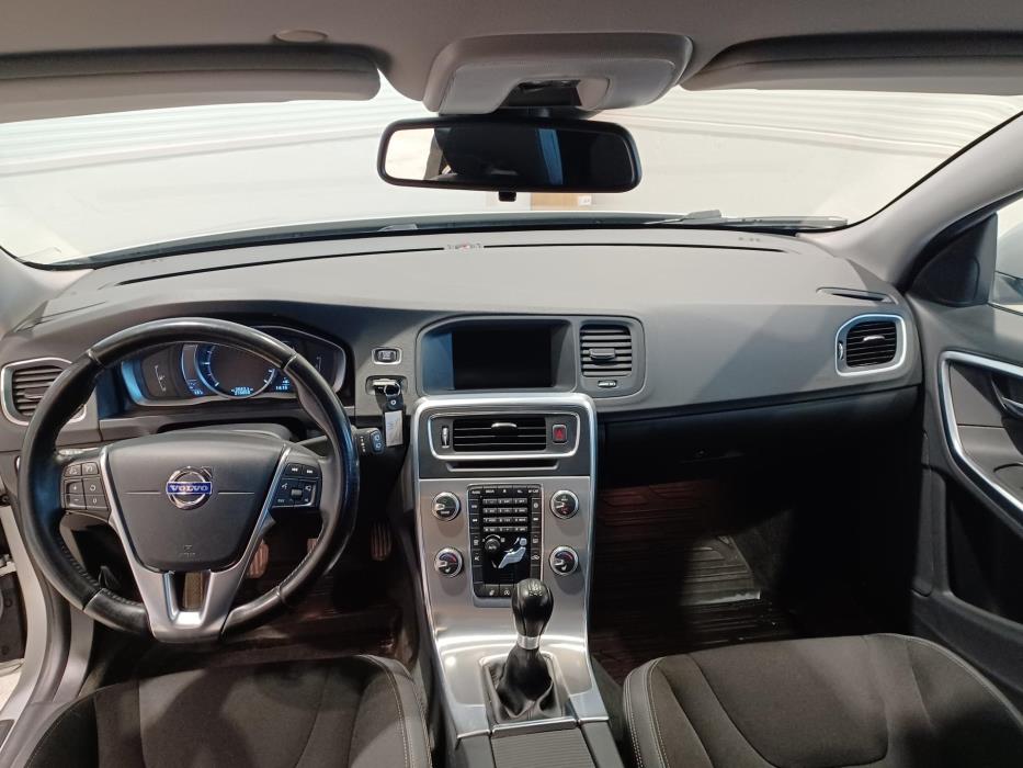 VOLVO V60 2014