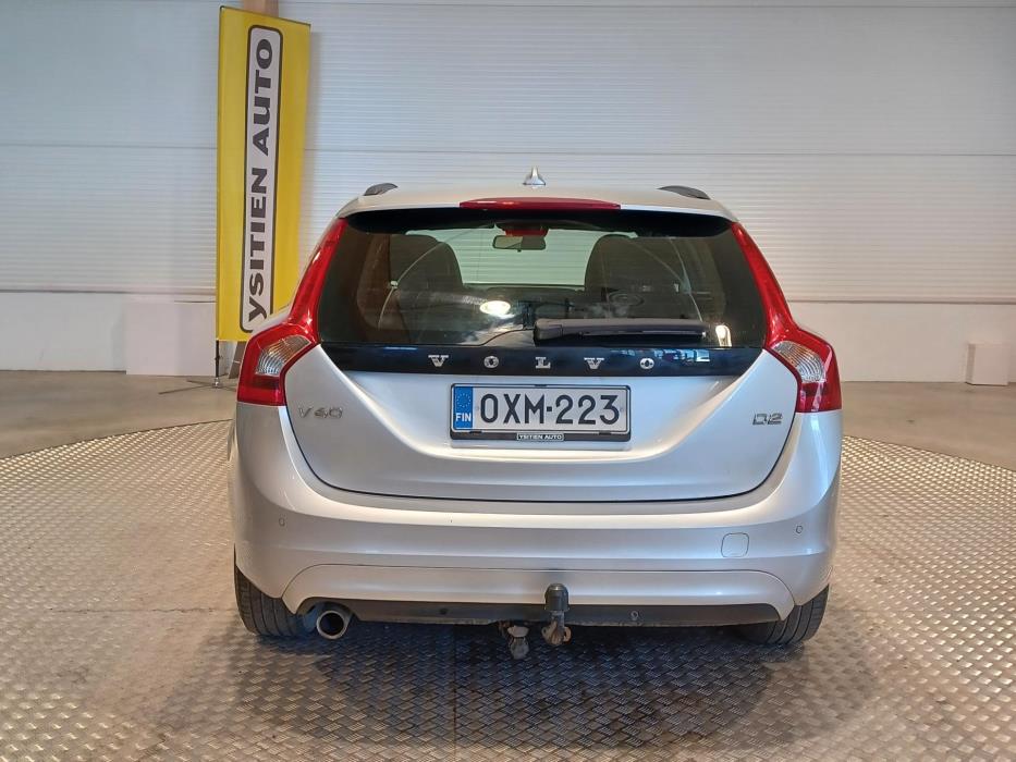 VOLVO V60 2014