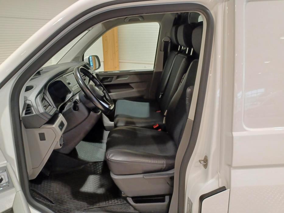 VOLKSWAGEN Transporter 2021