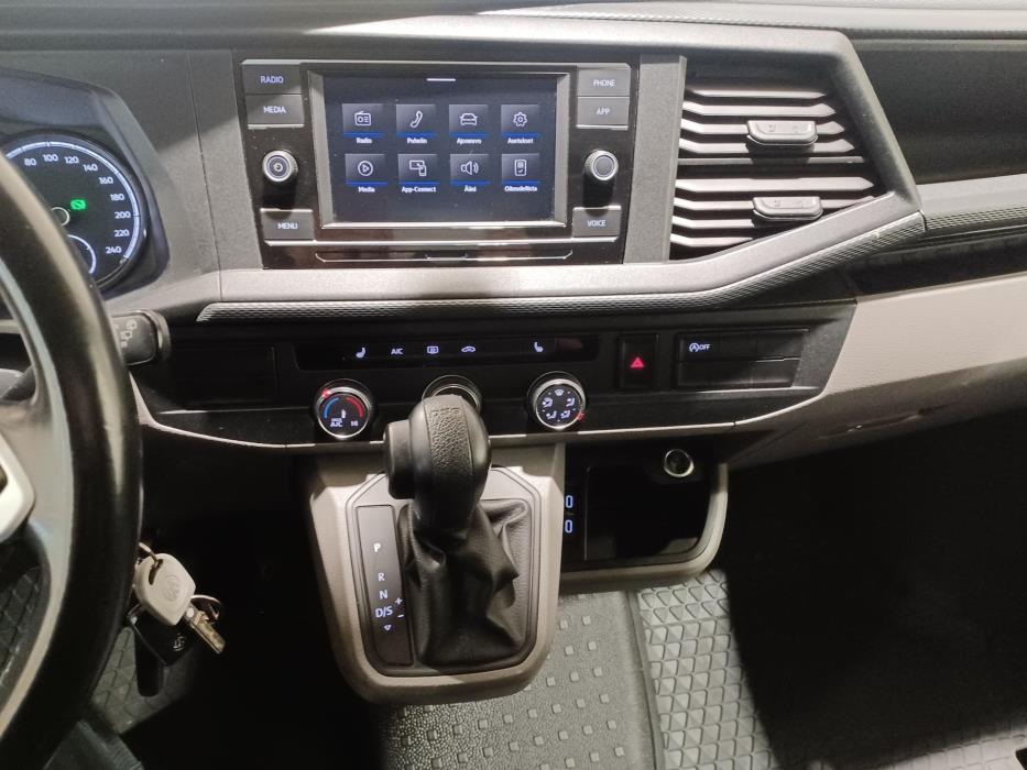 VOLKSWAGEN Transporter 2021