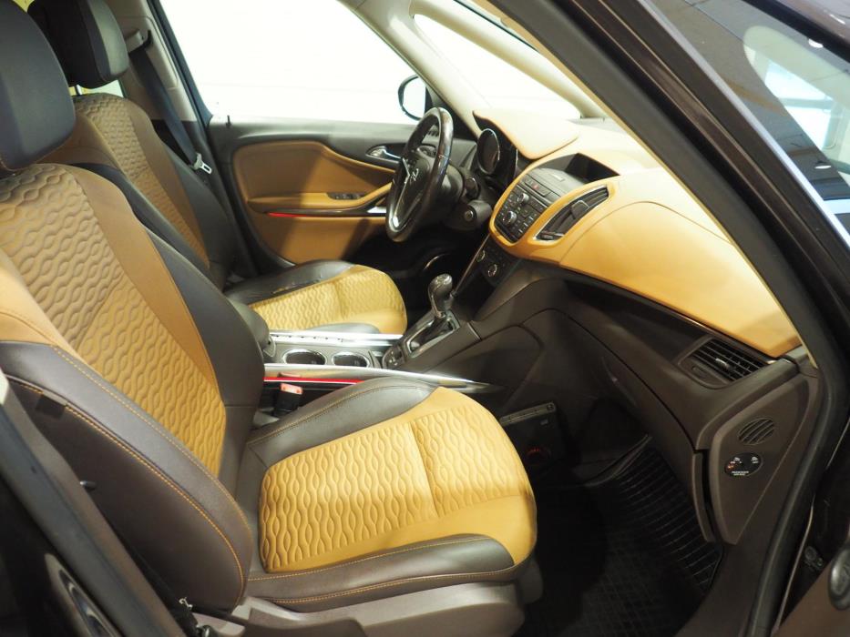 OPEL Zafira Tourer 2013