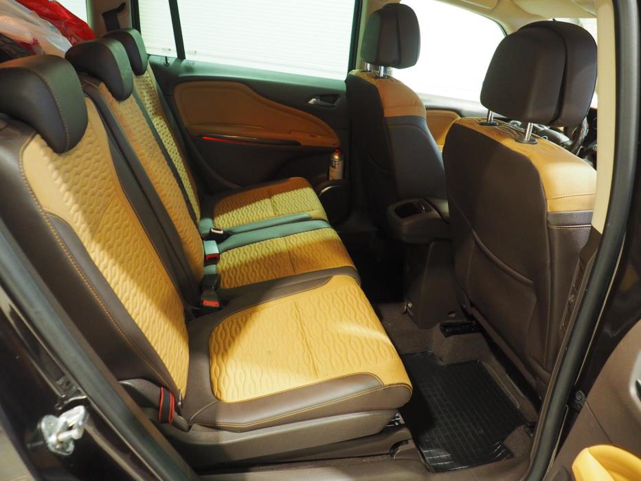 OPEL Zafira Tourer 2013