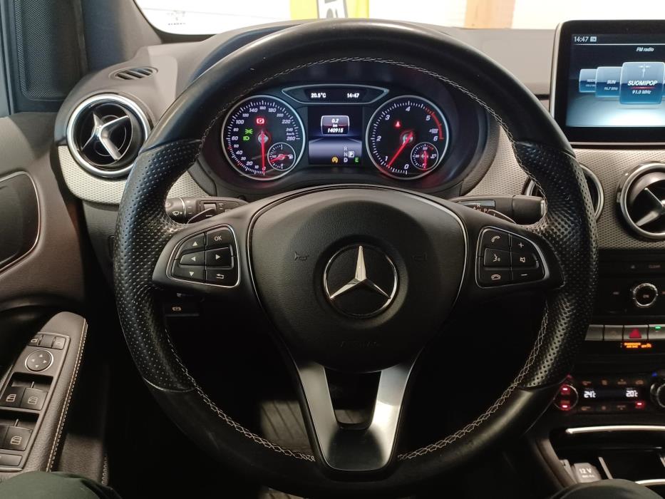 MERCEDES-BENZ B 2015