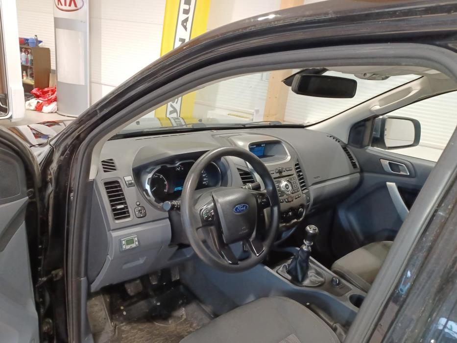 FORD Ranger 2012