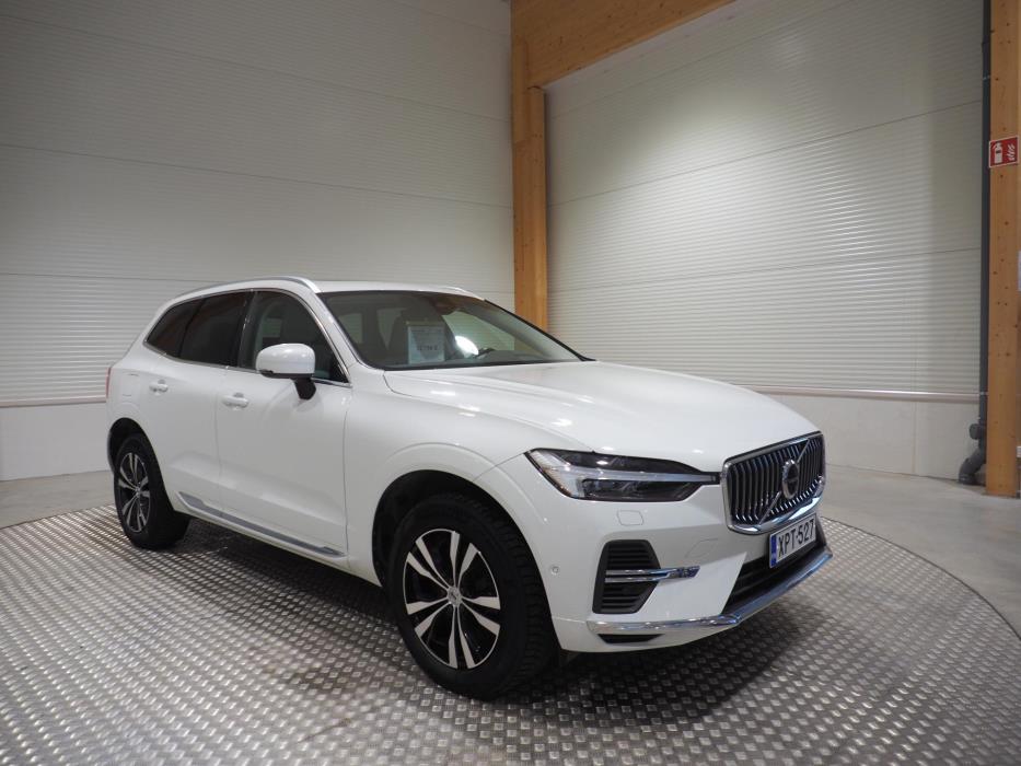 VOLVO XC60 2022