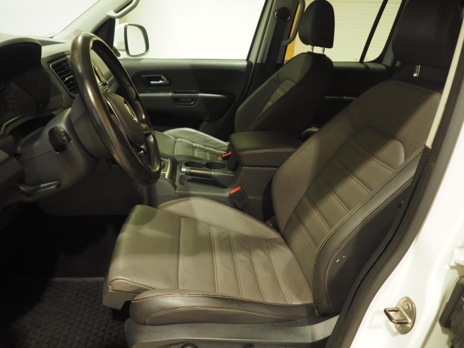 VOLKSWAGEN Amarok 2017