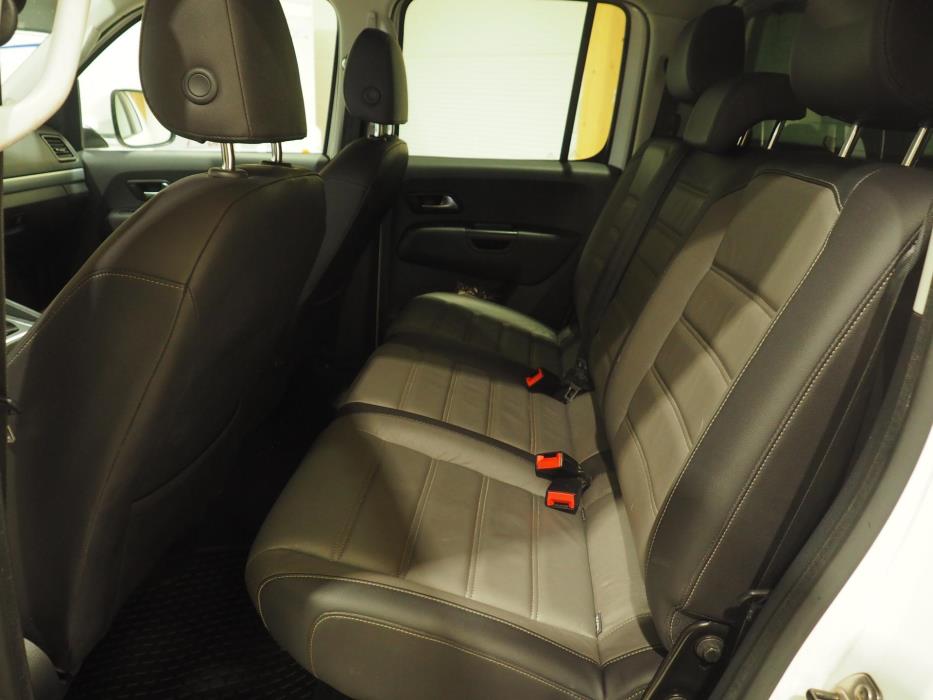 VOLKSWAGEN Amarok 2017