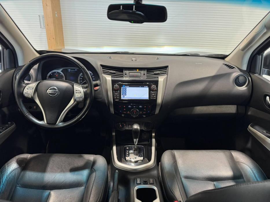 NISSAN Navara 2019