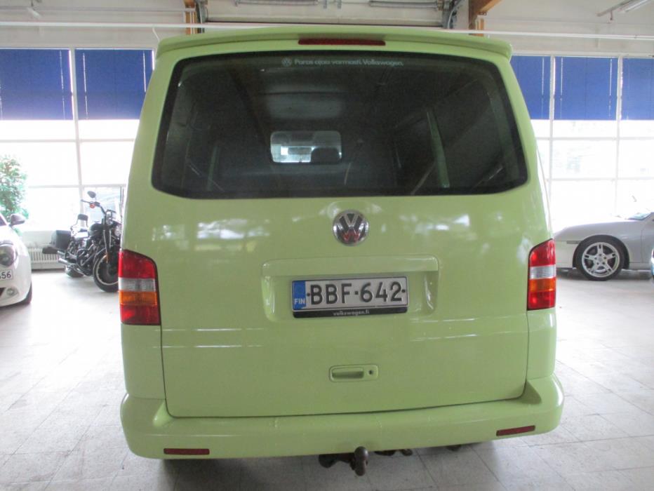 VOLKSWAGEN Transporter 2004