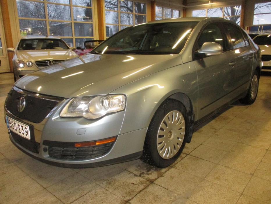 VOLKSWAGEN Passat 2006