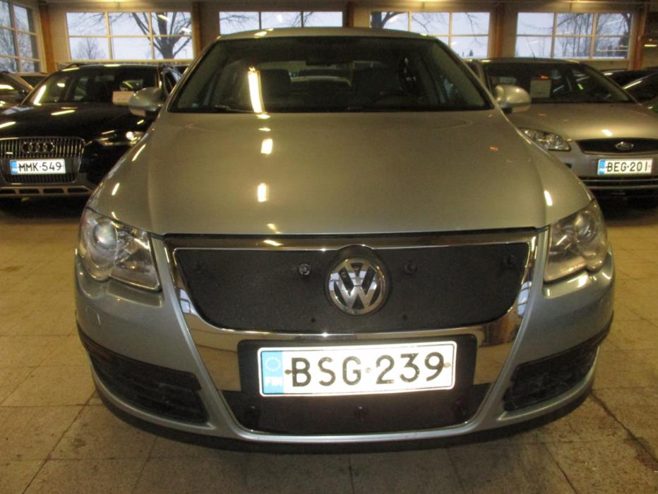 VOLKSWAGEN Passat 2006