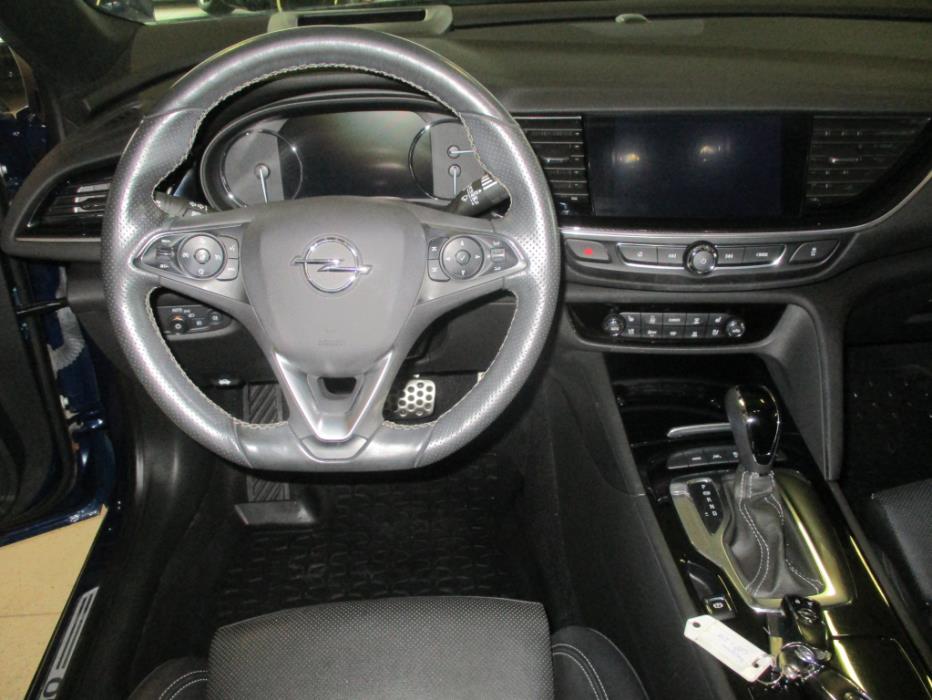 OPEL Insignia 2021