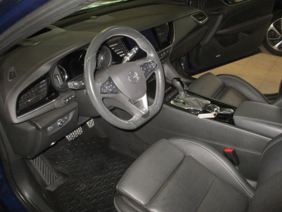 OPEL Insignia 2021