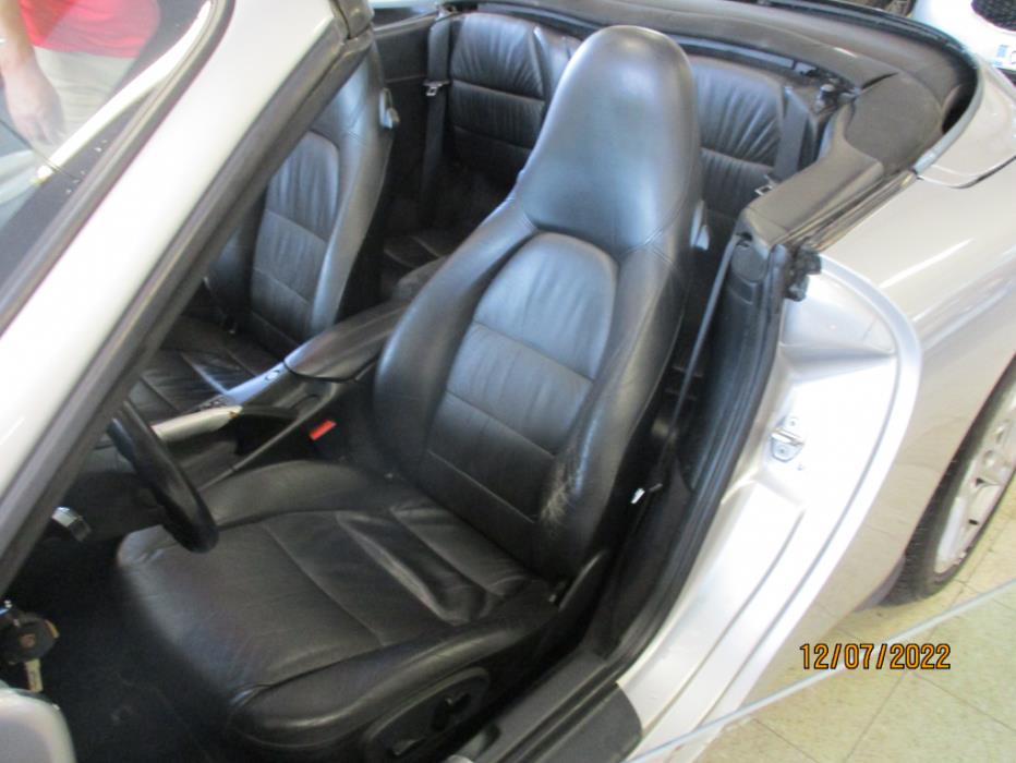 PORSCHE 911 CARRERA 1999