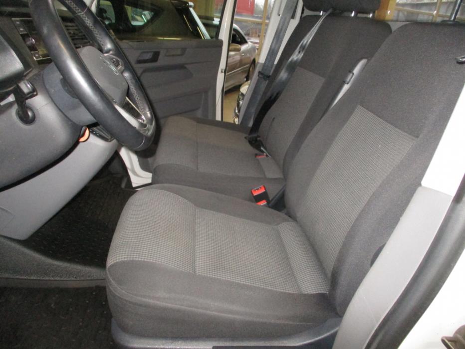 VOLKSWAGEN Transporter 2022