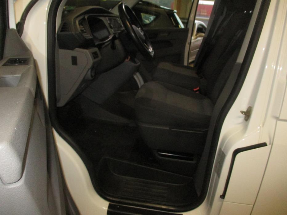 VOLKSWAGEN Transporter 2022