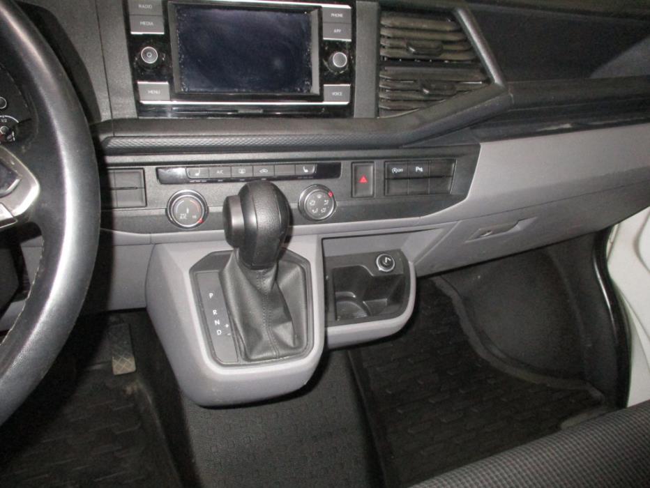 VOLKSWAGEN Transporter 2022